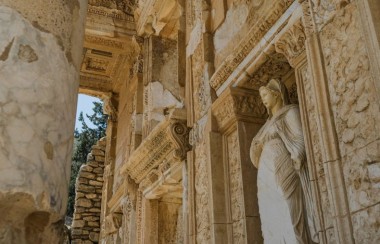 Ancient Ephesus & Turkish Bath (Hamam)