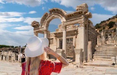 Discover Majestic Ephesus