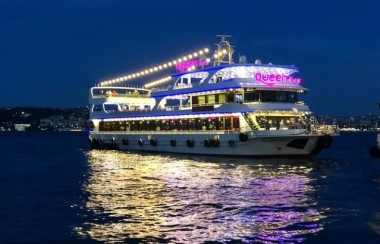 Bosphorus Dinner Cruise & Turkish Night Show